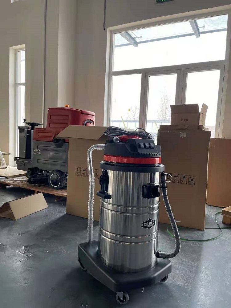 山東菏澤某公司選中御衛仕洗地機、工業吸塵器等清潔設備